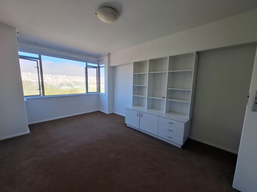 1 Bedroom Property for Sale in Mouille Point Western Cape